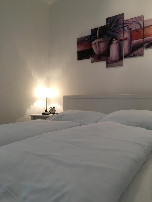 Penzion Holiday Trnava Exterior foto